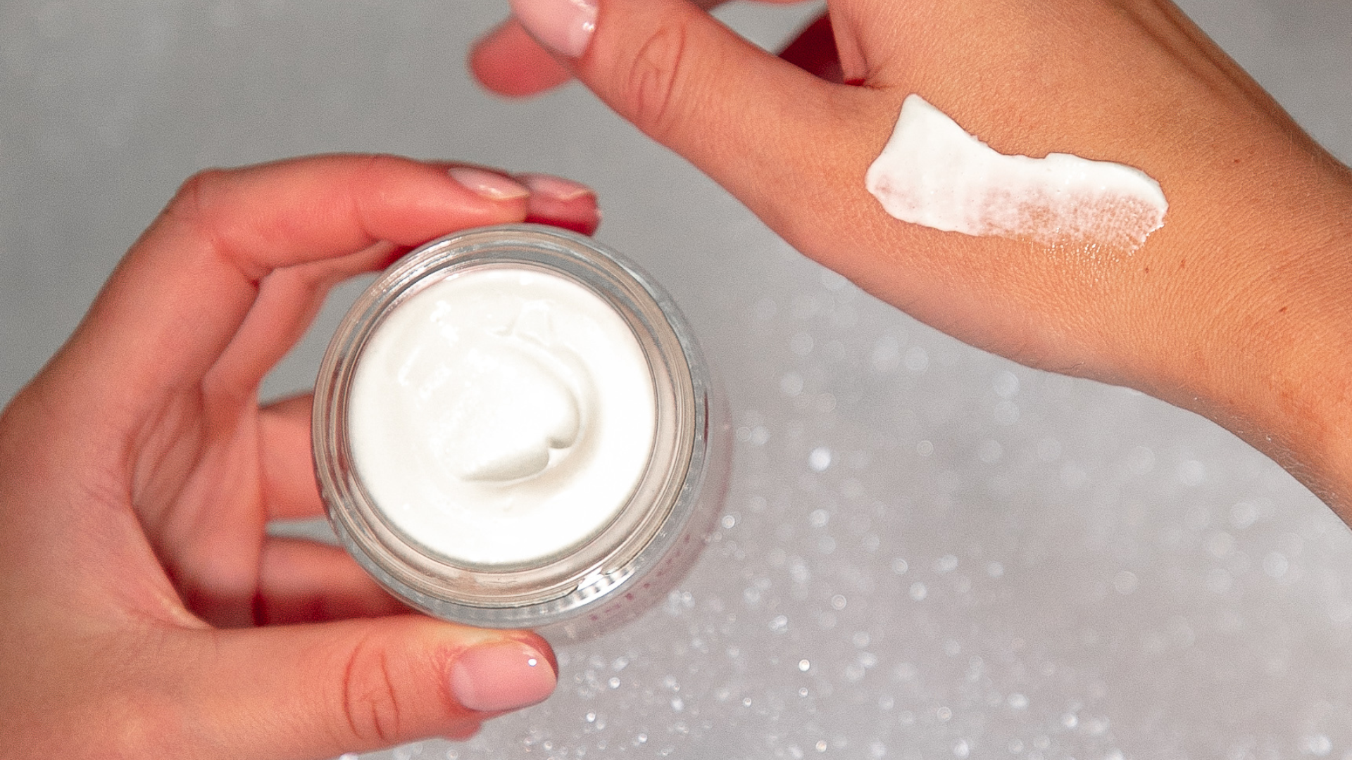 Post-Holiday Skin Recovery: How to restore balance and hydration